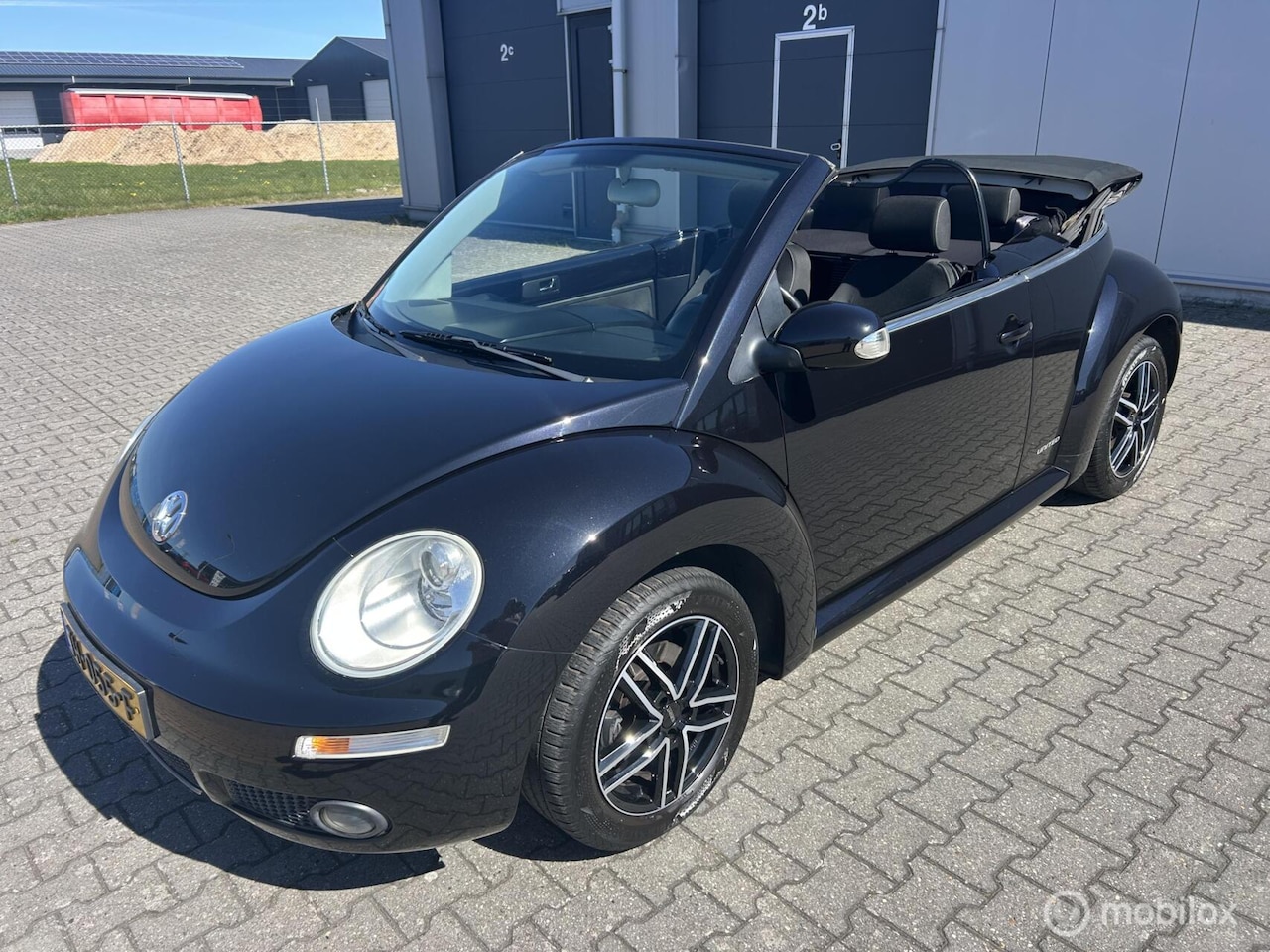 Volkswagen New Beetle Cabriolet - 1.6 Highline 1.6 Highline - AutoWereld.nl