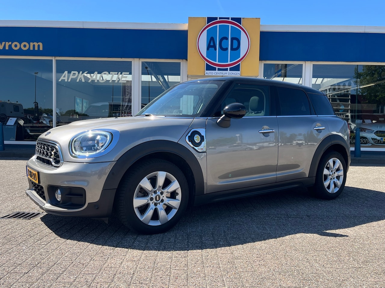 MINI Countryman - Mini 1.5 Cooper S E ALL4 Pepper Hybrid | PanoramaDak | Carplay | Camera | Head-Up | - AutoWereld.nl