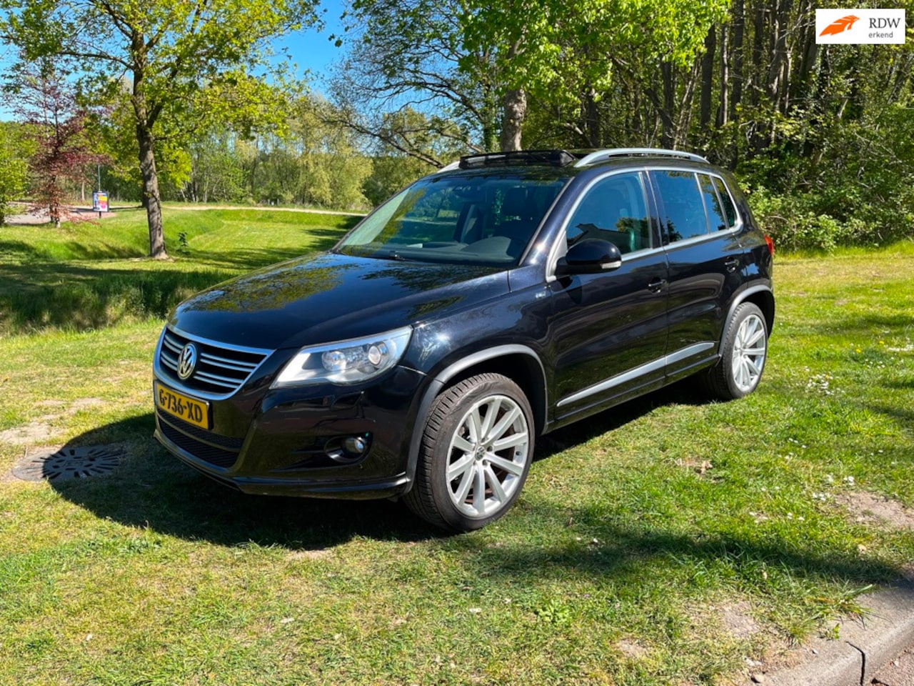 Volkswagen Tiguan - 2.0 TSI Sport&Style 4Motion R-Line DSG Automaat - AutoWereld.nl
