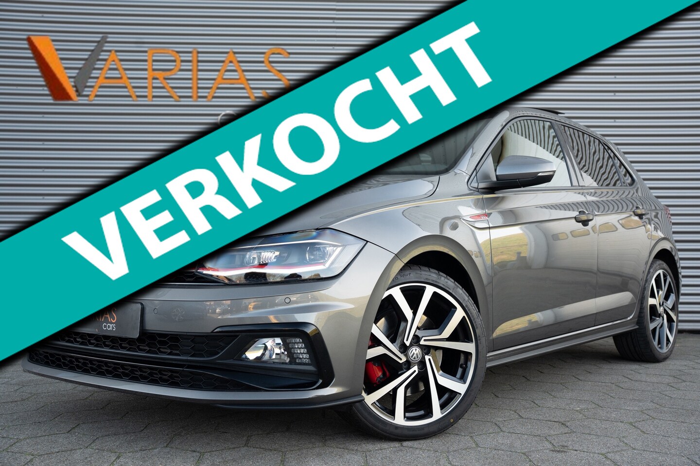 Volkswagen Polo - 2.0 TSI GTI Pano Camera Cruise Blindspot - AutoWereld.nl