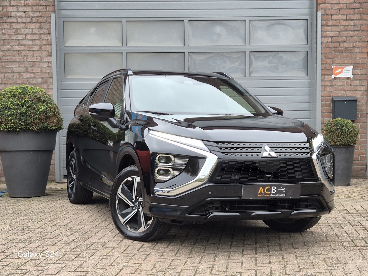 Mitsubishi Eclipse Cross - 2.4 PHEV Business Intense+ Automaat, Hybride, Automaat - AutoWereld.nl