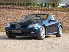 Mercedes-Benz SLK-klasse - 280 "Benitoite Blue with Alpaca" Very low mileage of less than 25000 km, It is in superb a