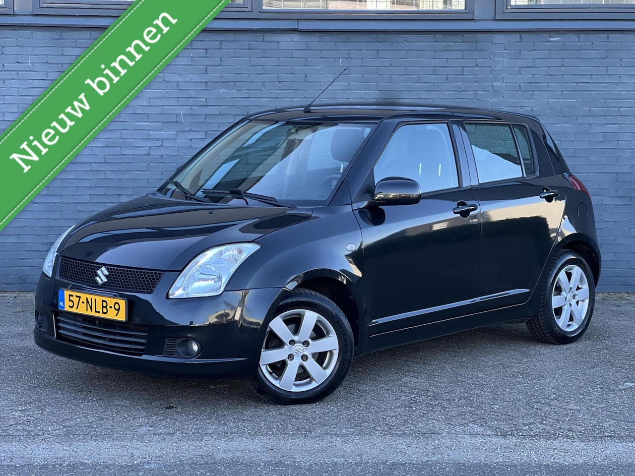 Suzuki Swift - 1.3 Cool Airco LM-Velgen ELEK Ramen New APK - AutoWereld.nl
