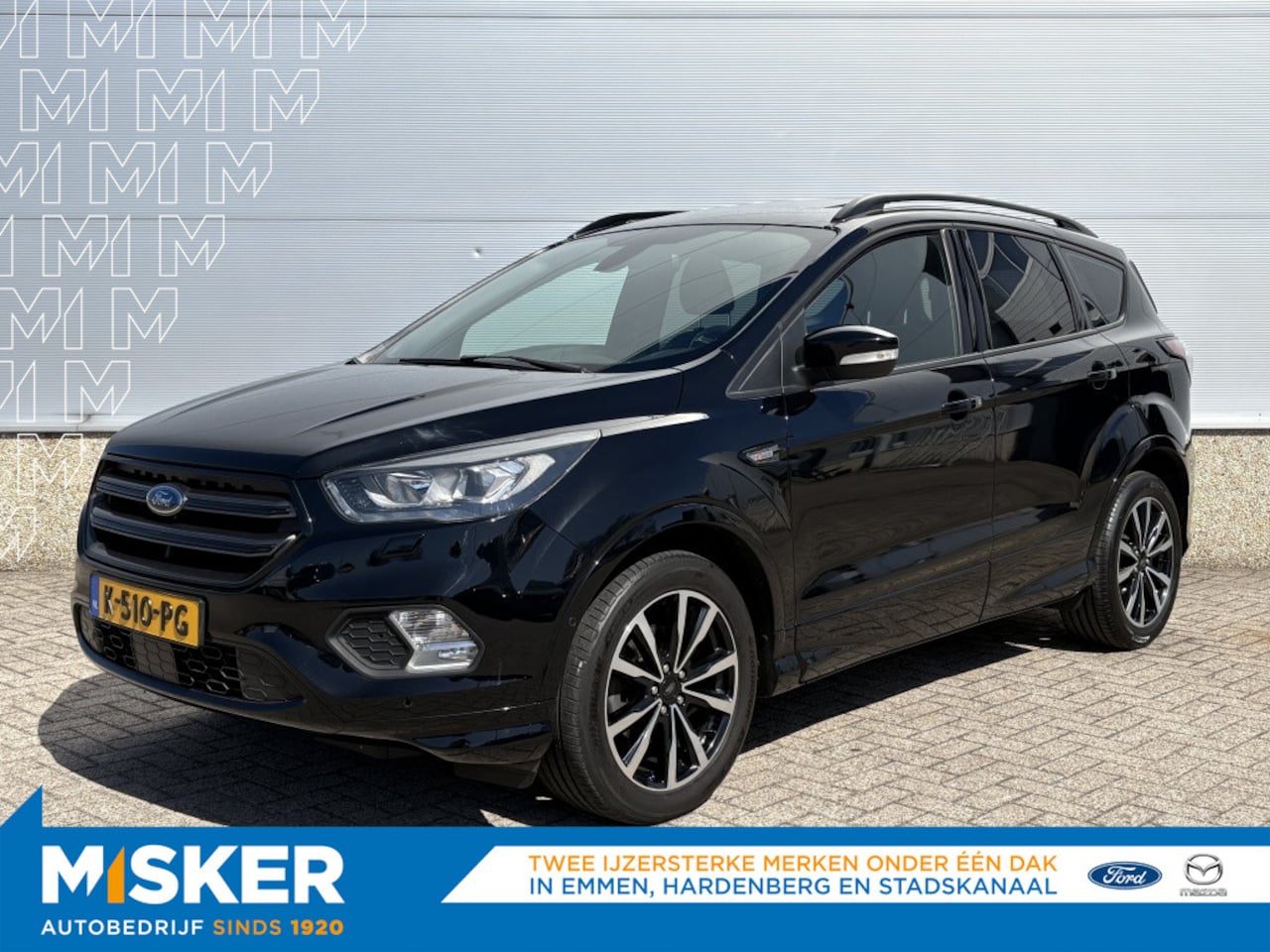 Ford Kuga - 1.5 EcoB. ST Line 150pk trekhaak! Panodak! Winterpack! - AutoWereld.nl