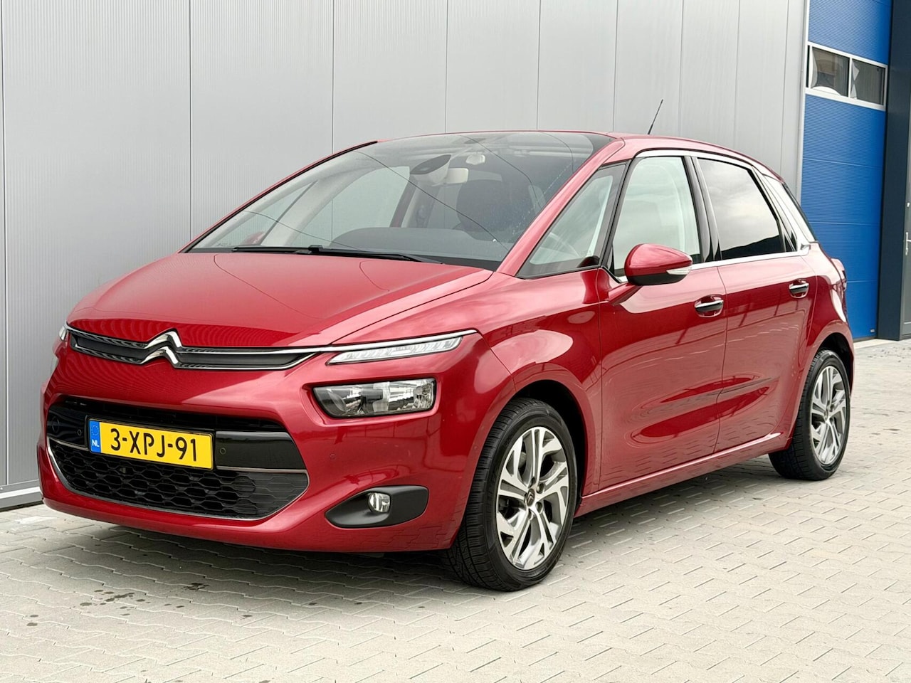 Citroën C4 Picasso - 1.6 e-THP Intensive - 1ste eigenaar! - AutoWereld.nl