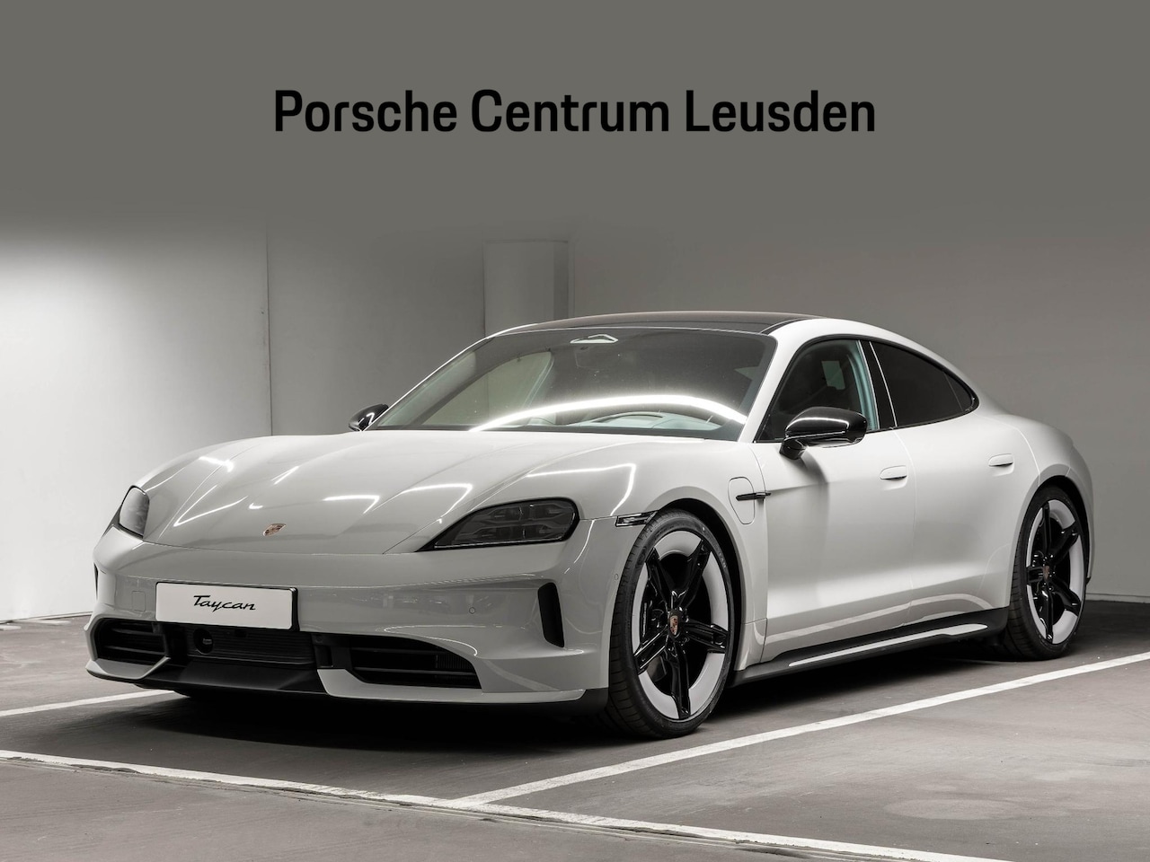Porsche Taycan - 4 Black Edition 105 kWh 4 Black Edition 105 kWh - AutoWereld.nl