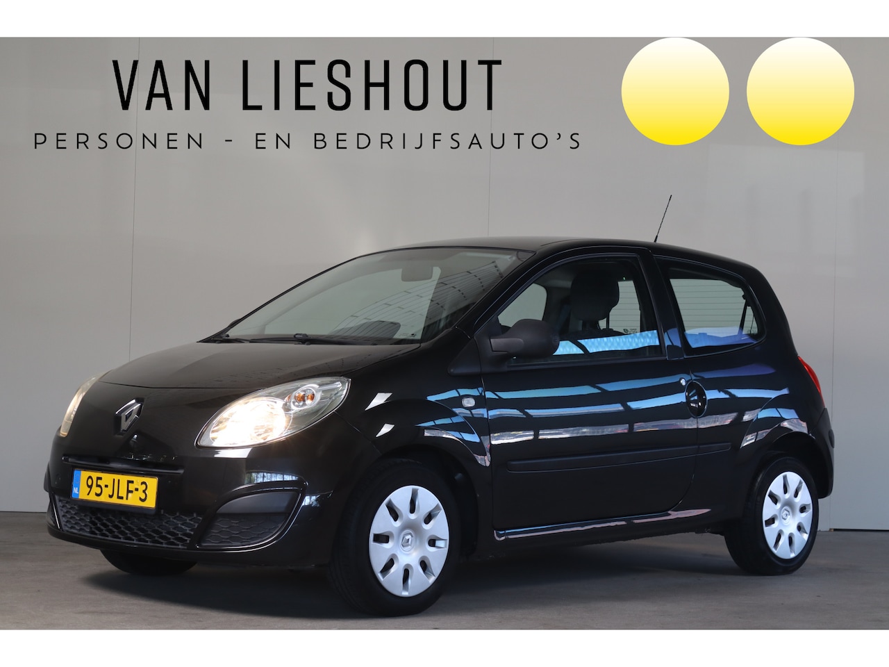 Renault Twingo - 1.2 Authentique - NL- Auto!! KILOMETERSTAND UNIEK!! NAP!! - AutoWereld.nl