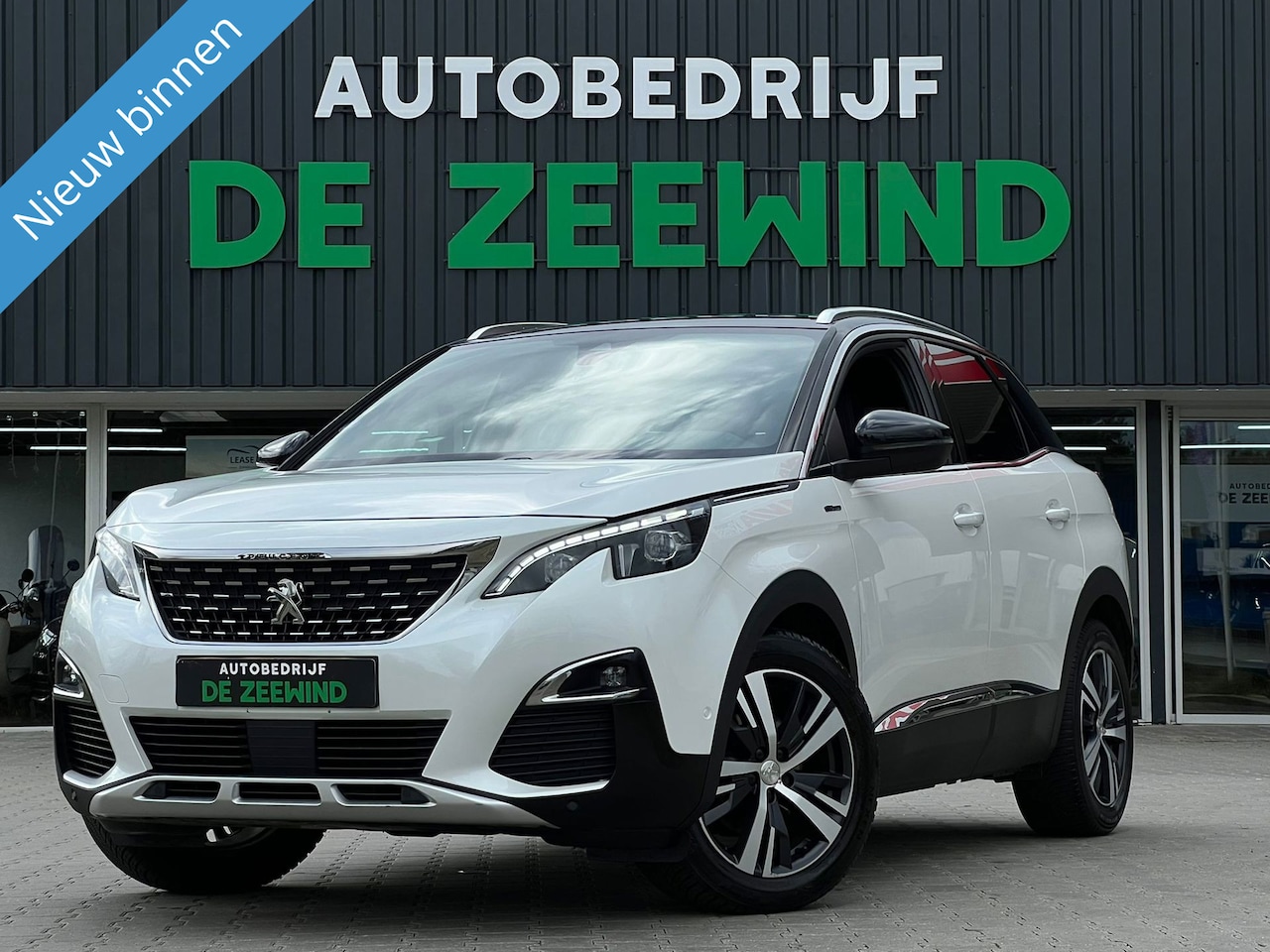 Peugeot 3008 - 1.2 PureTech Allure|led|apple carplay|Rijklaar - AutoWereld.nl