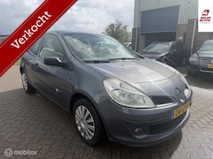 Renault Clio - 1.2-16V Special Line