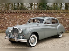 Jaguar Mark IX - Saloon Restored with a view to using it regularly, Equipped with a metal sliding roof and