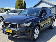 Volvo XC40 - 1.5 T3 Momentum Benzine Automaat 2020 Zwart Trekhaak