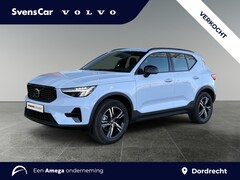 Volvo XC40 - 2.0 B4 Plus Dark | Stoelverwarming | Harman/Kardon Audio | Trekhaak | Verwarmbare voorruit