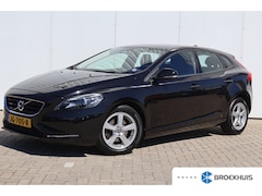 Volvo V40 - 2.0 T2 Ocean Race | Cruise Control | Trekhaak | Stoel Verwarming |