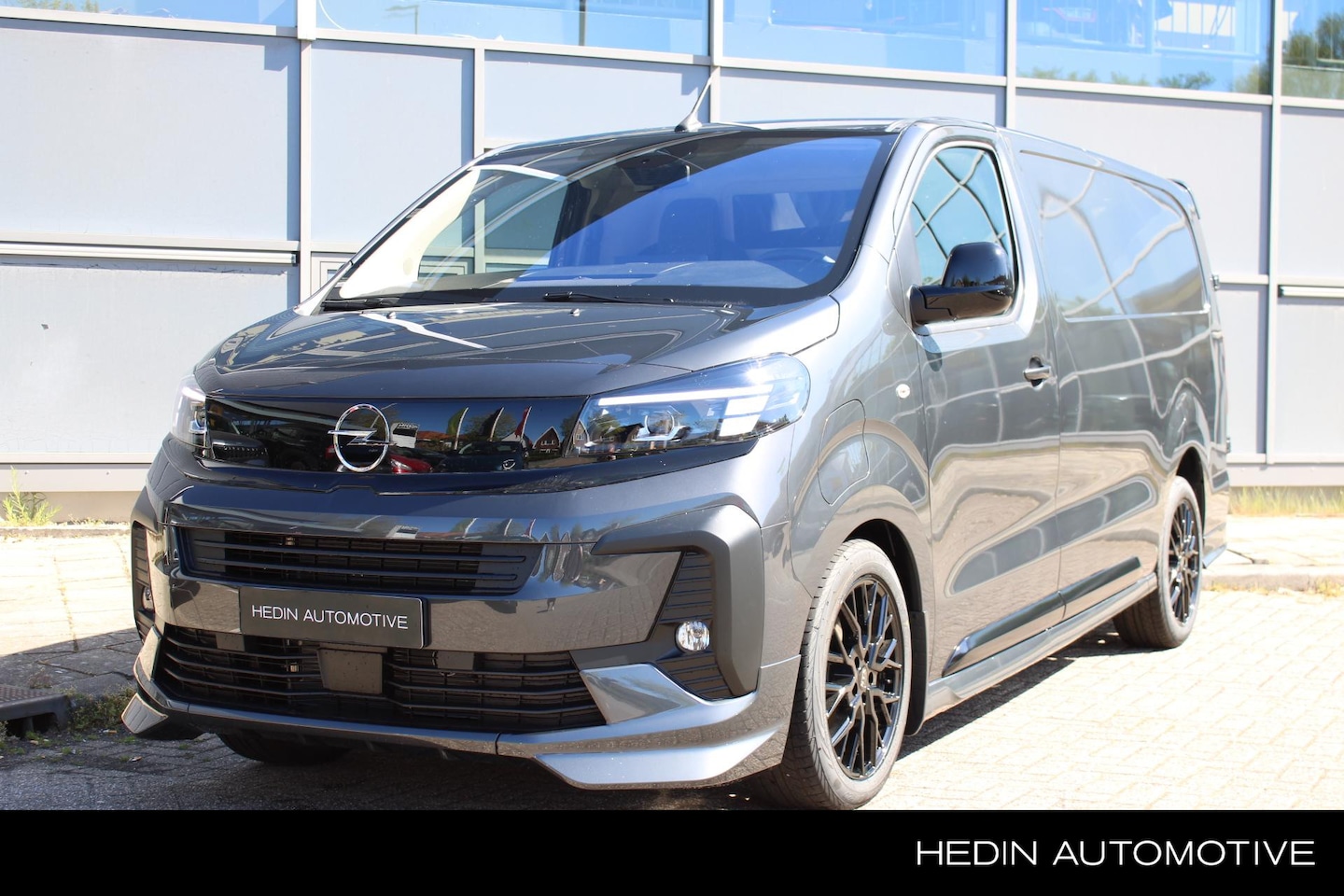 Opel Vivaro Electric - L3 75 kWh | STX Edition| Stoel & stuurverwarming | Lederen Interieur | Stx Velgen | Spoile - AutoWereld.nl