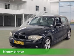 BMW 1-serie - 118i 5Drs Automaat Leder Airco 2e Eigenaar Velgen Cruise control