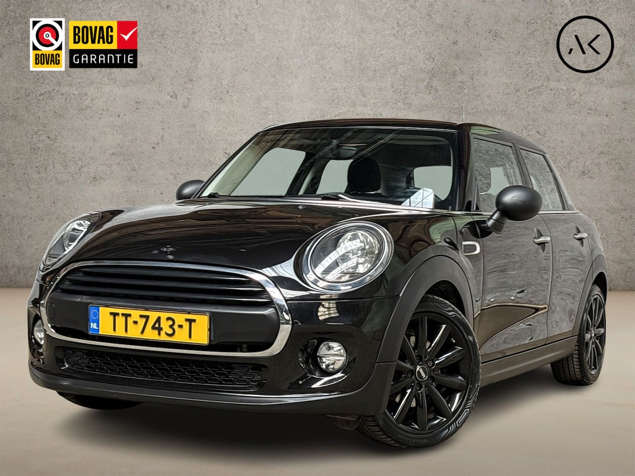 MINI One - 1.5 Sport (5 DEURS, BLACK PACK, NAVIGATIE, AIRCO, SPORTSTOELEN, BLUETOOTH, LIMIT CRUISE, N - AutoWereld.nl