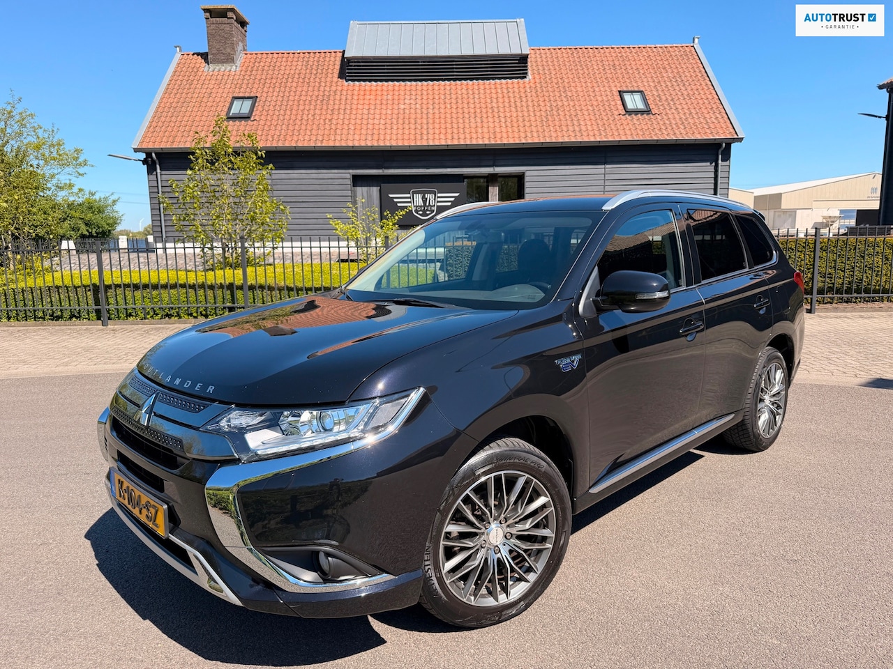 Mitsubishi Outlander - 2.4 PHEV 240PK AWD PURE PLUG IN HYBRIDE CAMERA CARPLAY LED-XENON - AutoWereld.nl
