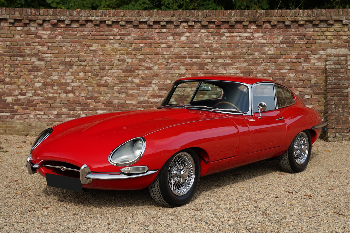 Jaguar E-type - 3.8 Litre Series 1 Coupe "Matching numbers and restored" The "nut and bolt restoration" ha - AutoWereld.nl