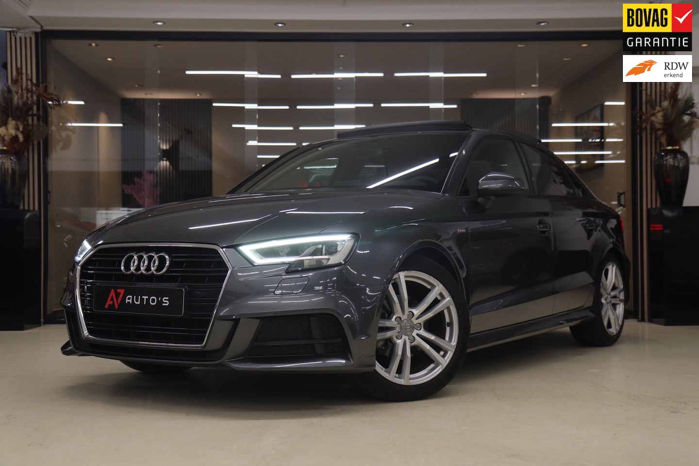 Audi A3 Limousine - 35 TFSI CoD Advance Sport PANO/CARPLAY/NAVI/STOELMASSAGE/VOL - AutoWereld.nl