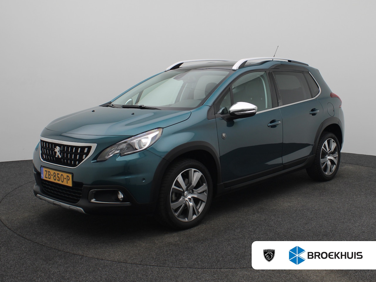 Peugeot 2008 - 1.2 PureTech GT-Line Crossway | Panoramadak | Camera | Rijmodus Selector | Cruise Control - AutoWereld.nl