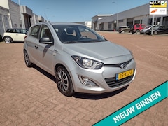 Hyundai i20 - MOOIE AUTO BEL 0619590613 AIRCO 5 DRS 1.2i Business Edition
