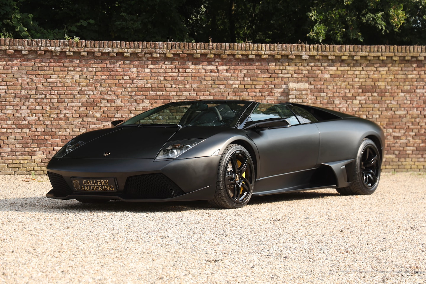 Lamborghini Murciélago - LP640 Roadster "Ad Personam Program" Low mileage of 6.100 kms, In "Nero Nemesis" over leat - AutoWereld.nl
