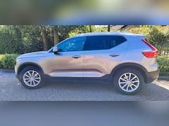 Volvo XC40 - 1.5 T3 Momentum