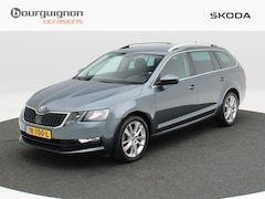 Skoda Octavia Combi - 1.5 TSi 150 Pk Automaat Style Business | Stoelverwarming | Trekhaak | Parkeersensoren | Cl