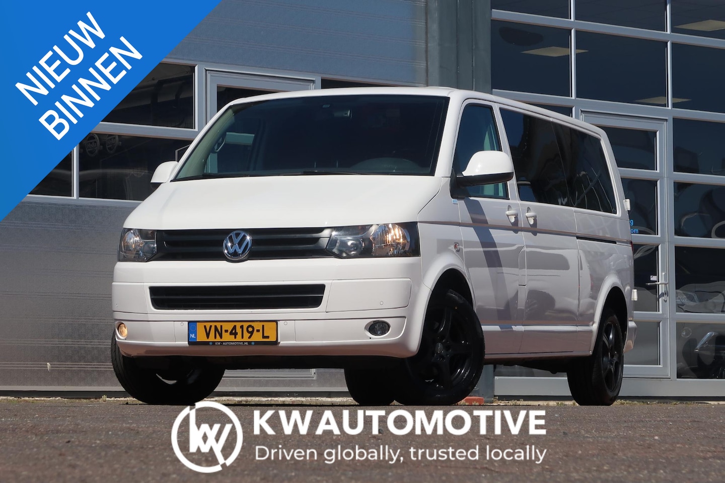 Volkswagen Transporter - 2.0 TDI L2H1 BM Comfortline 2X SCHUIFDEUR/ CRUISE/ NAVI/ AIRCO/ NIEUWE APK/ ETC. - AutoWereld.nl