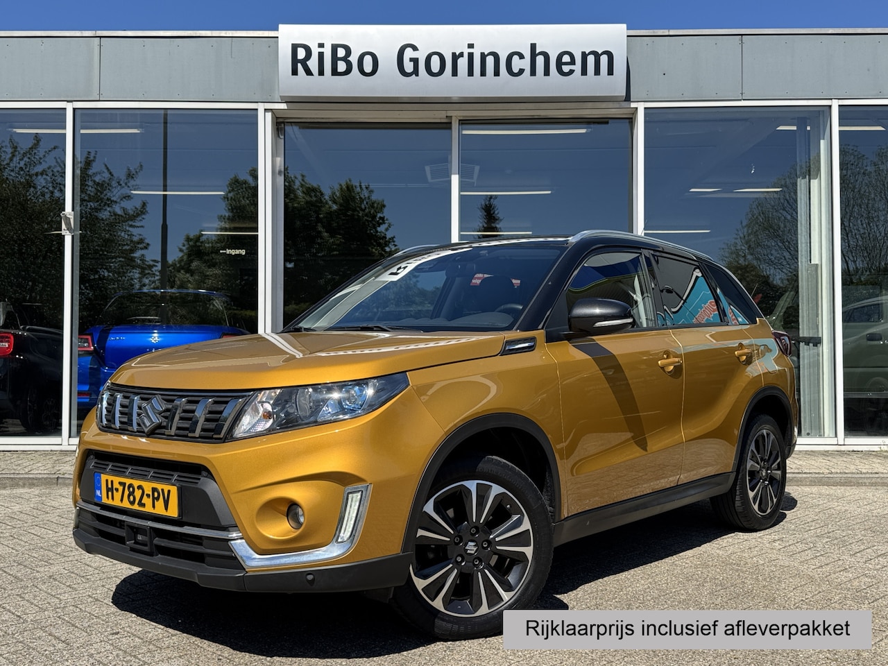 Suzuki Vitara - 1.4 Boosterjet Stijl * Trekhaak * Achteruitrijcamera * Stoelverwarming * - AutoWereld.nl