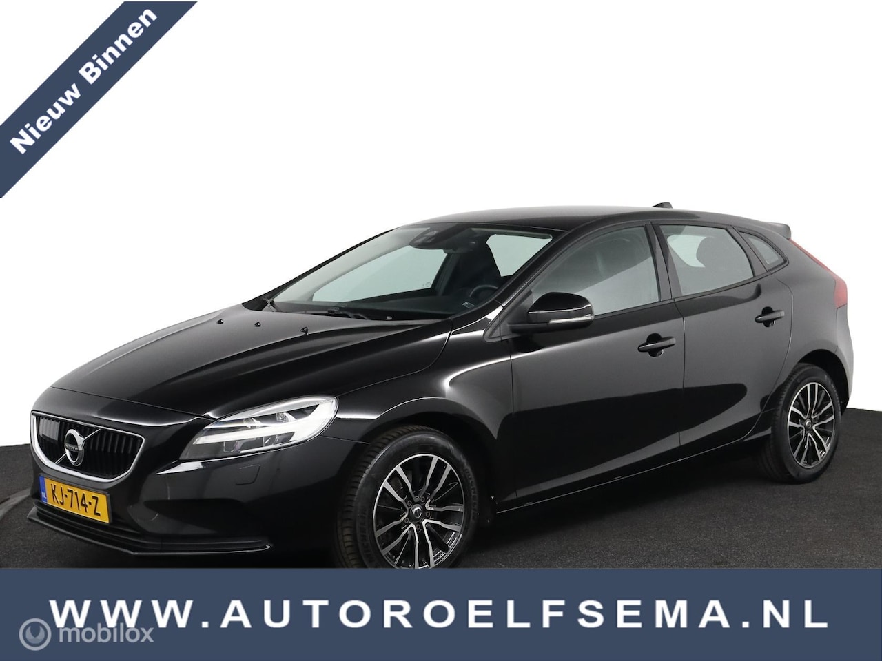 Volvo V40 - 2.0 T3 Momentum|Trekhaak|adap cruise control |bliss|Stoelverwarming - AutoWereld.nl