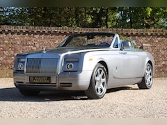 Rolls-Royce Phantom - Drophead Coupé "One of the finest" Livery in "Jubilee Silver" with Black/Creme Light leath