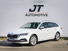 Skoda Octavia Combi - 1.0 E-TSI Business Plus Digitaal dashboard | Trekhaak | Half ledere bekleding | Camera | S