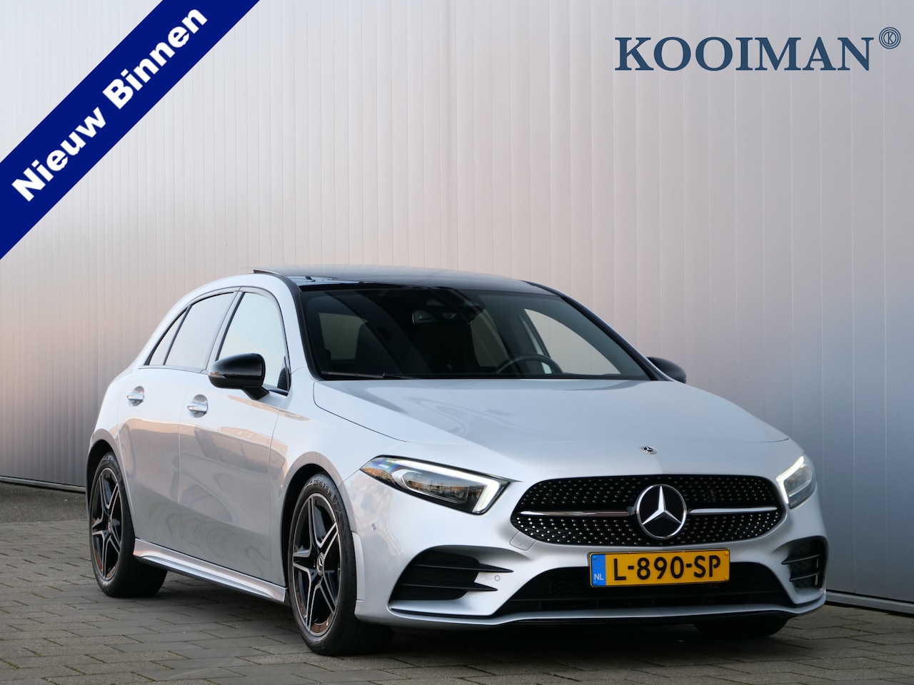 Mercedes-Benz A-klasse - 180 Business Solution AMG Navi / DAB / Pano-dak / Apple Carplay / Camera - AutoWereld.nl