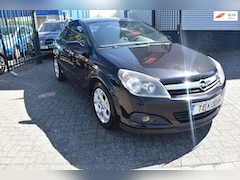 Opel Astra GTC - 1.6 Sport