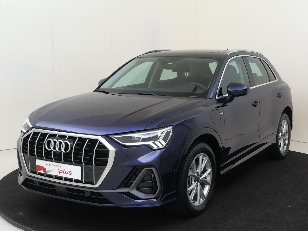 Audi Q3 - 45 TFSI e S edition | SoH 100% | Panoramadak | 360 Camera | Virtual cockpit Plus | Navigat - AutoWereld.nl