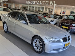 BMW 3-serie - 320i Business Line Automaat Airco, Cruise Control, Stuurbekrachtiging