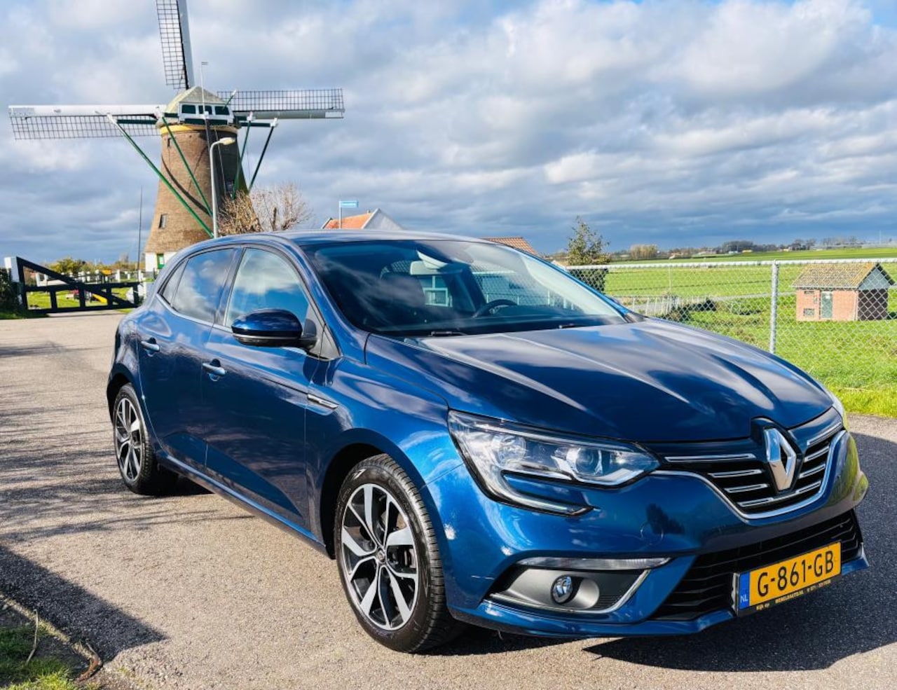 Renault Mégane - 1.3 TCe Bose|Apple carplay|Android radio|Automaat - AutoWereld.nl