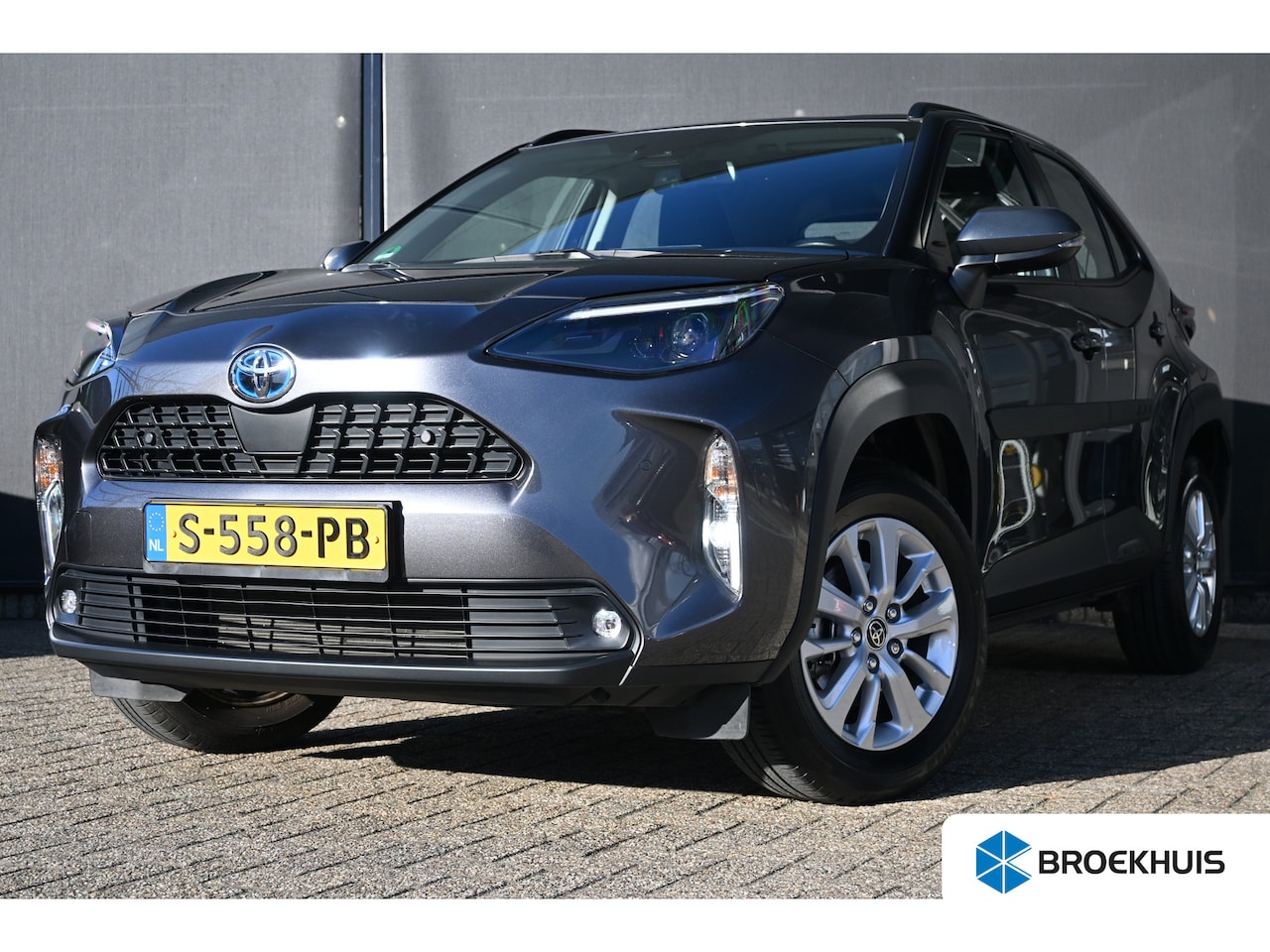 Toyota Yaris Cross - 1.5 Hybrid Active Automaat | Navigatie | Achteruitrijcamera | Stoelverwarming | Adaptive C - AutoWereld.nl