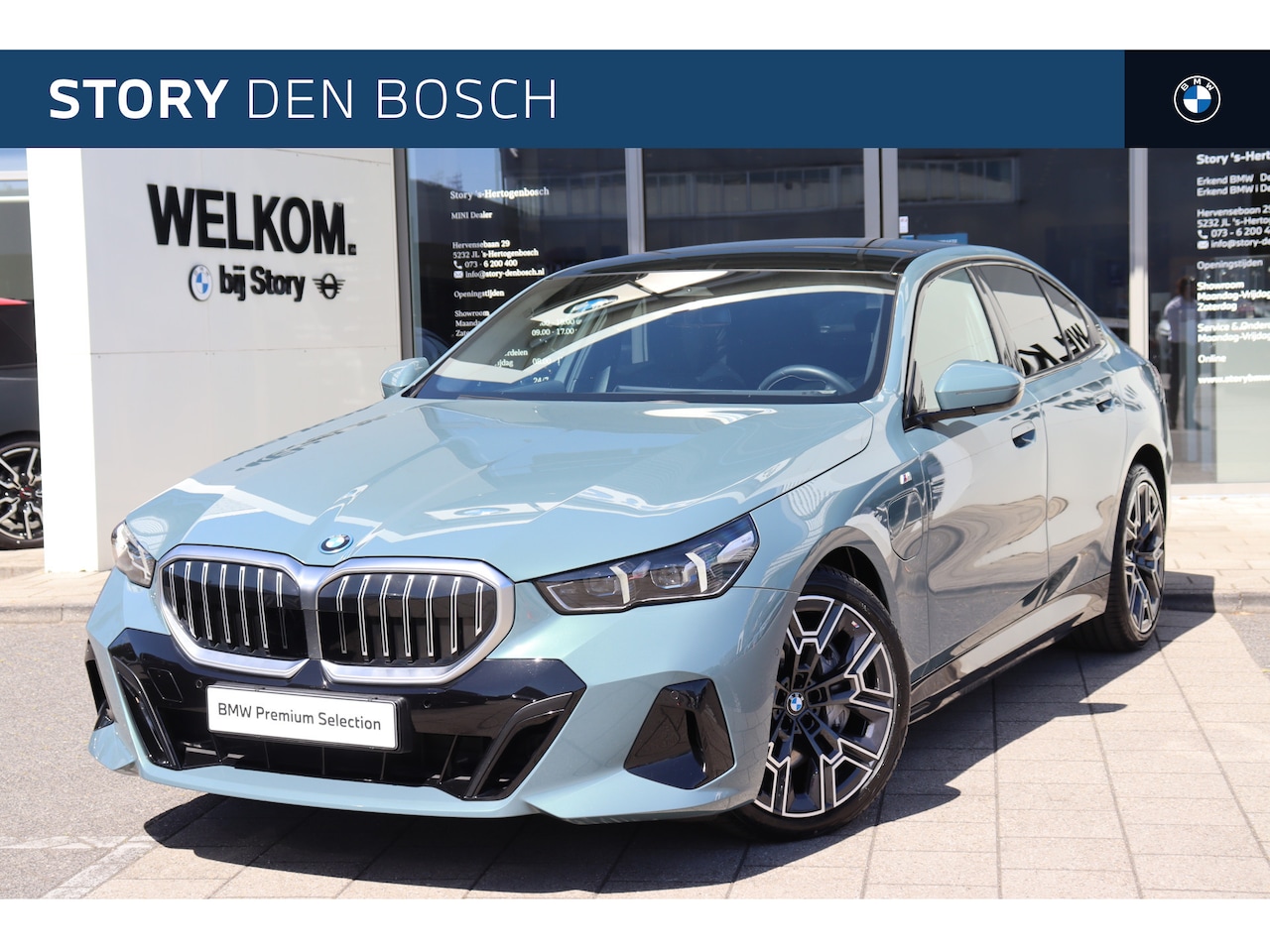 BMW 5-serie - 550e xDrive M Sport Automaat / Panoramadak / Achteruitrijcamera / Adaptief onderstel profe - AutoWereld.nl