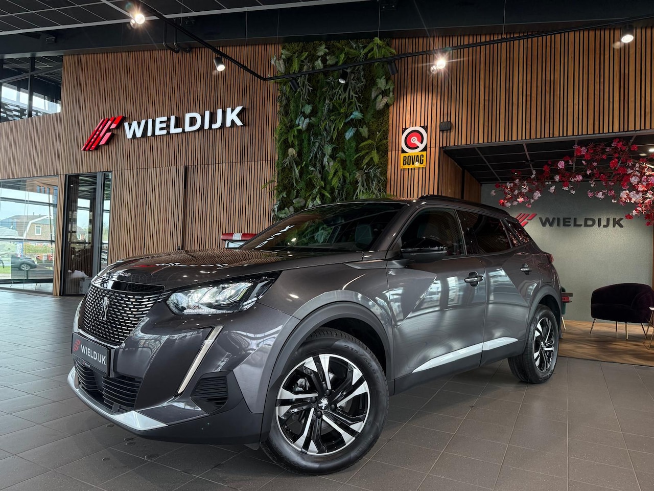 Peugeot 2008 - 1.2 PureTech 130 Allure 360 camera keyless - AutoWereld.nl