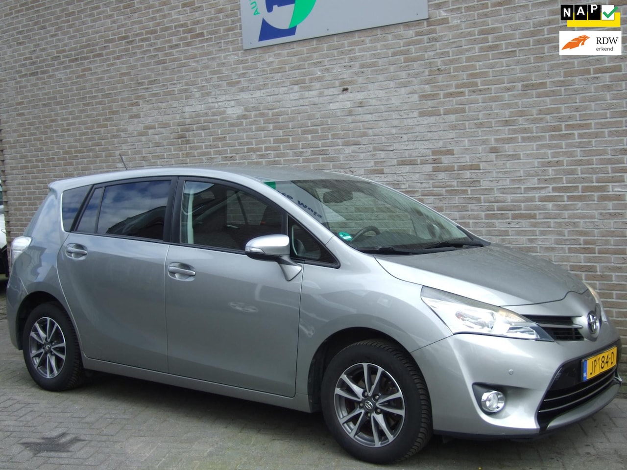 Toyota Verso - 1.8 VVT-i Aspiration - 2e eig! - Stoelverwarming - Navigatie - - AutoWereld.nl