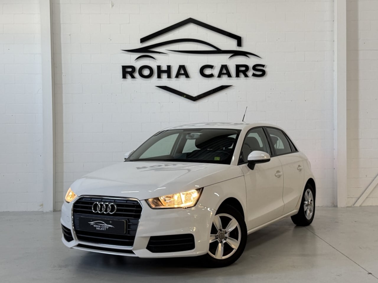 Audi A1 Sportback - 1.0 TFSI Pro Line *Cruise*Parkeersensoren*Scherm* - AutoWereld.nl