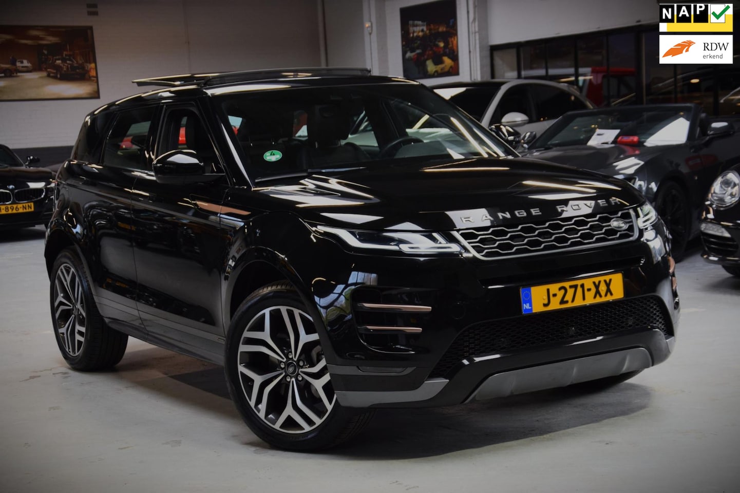 Land Rover Range Rover Evoque - 1.5 P300e AWD R-Dynamic SE Leder|Navi|Facelift|Org.NL|Dealer Onderhouden - AutoWereld.nl