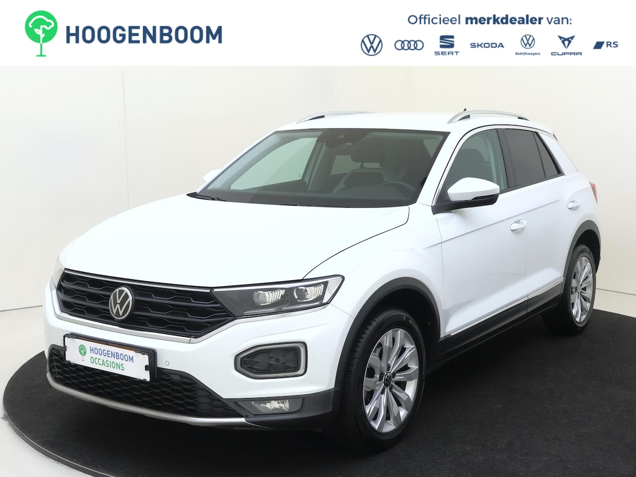 Volkswagen T-Roc - 1.5 TSI Sport | Adaptieve cruise control | Dodehoek detectie | Keyless | Achteruitrijcamer - AutoWereld.nl