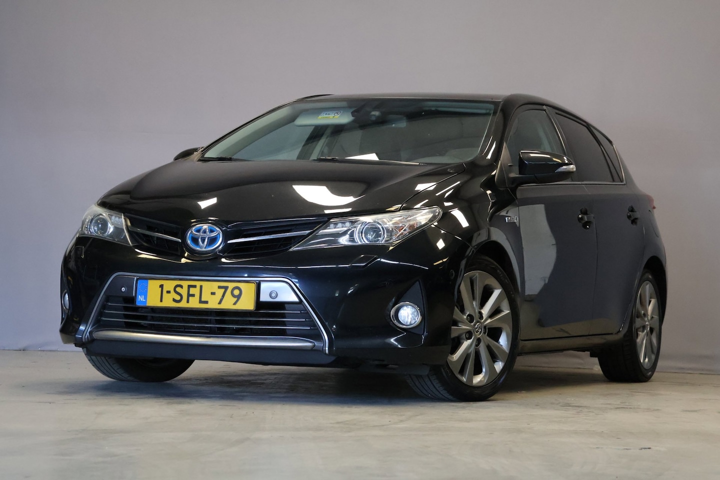 Toyota Auris - 1.8 Hybrid Lease pro |Pano|Stoelverwarming| - AutoWereld.nl