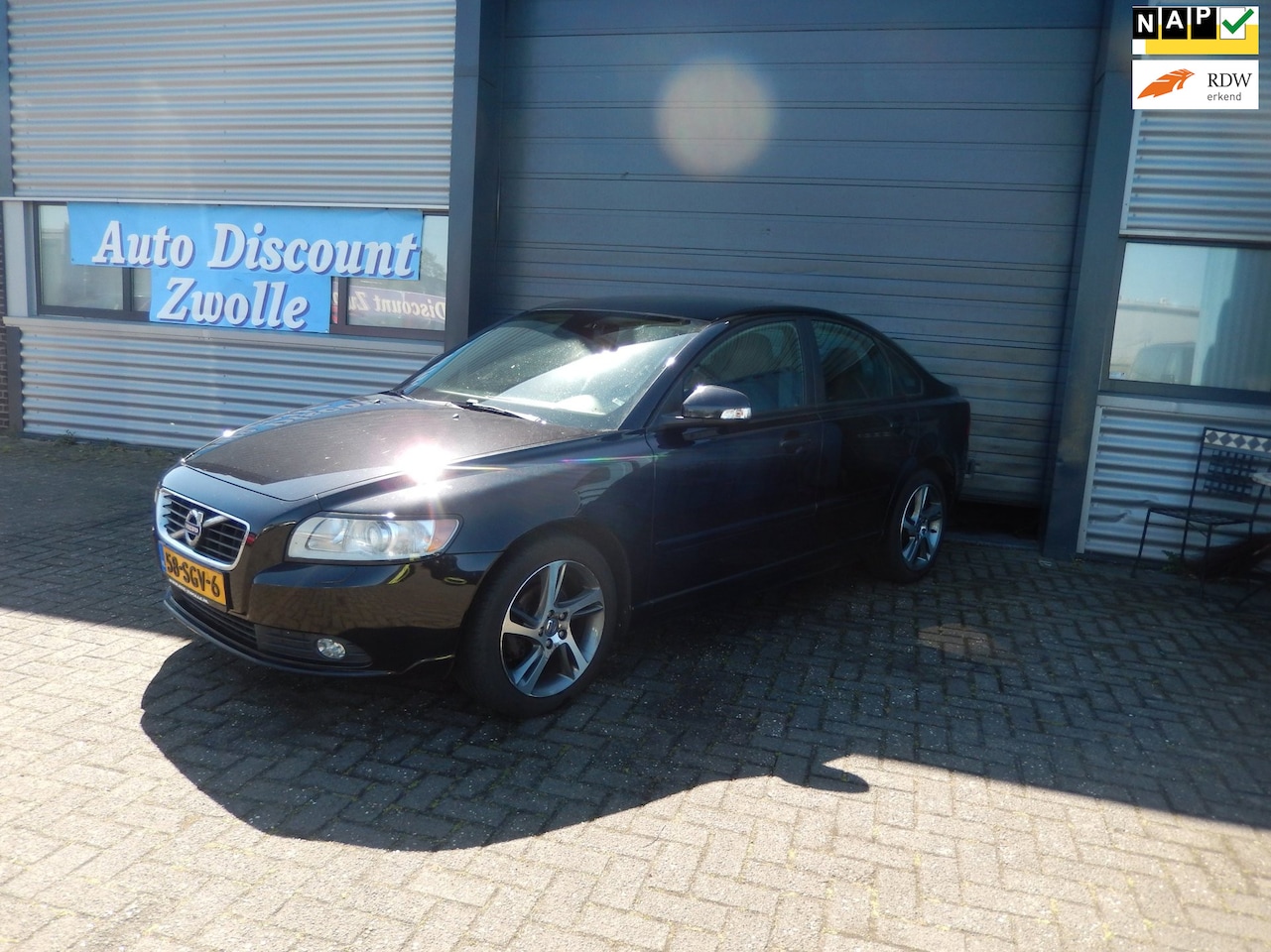 Volvo S40 - 2.0 Limited Edition AIRCO NAVI - AutoWereld.nl