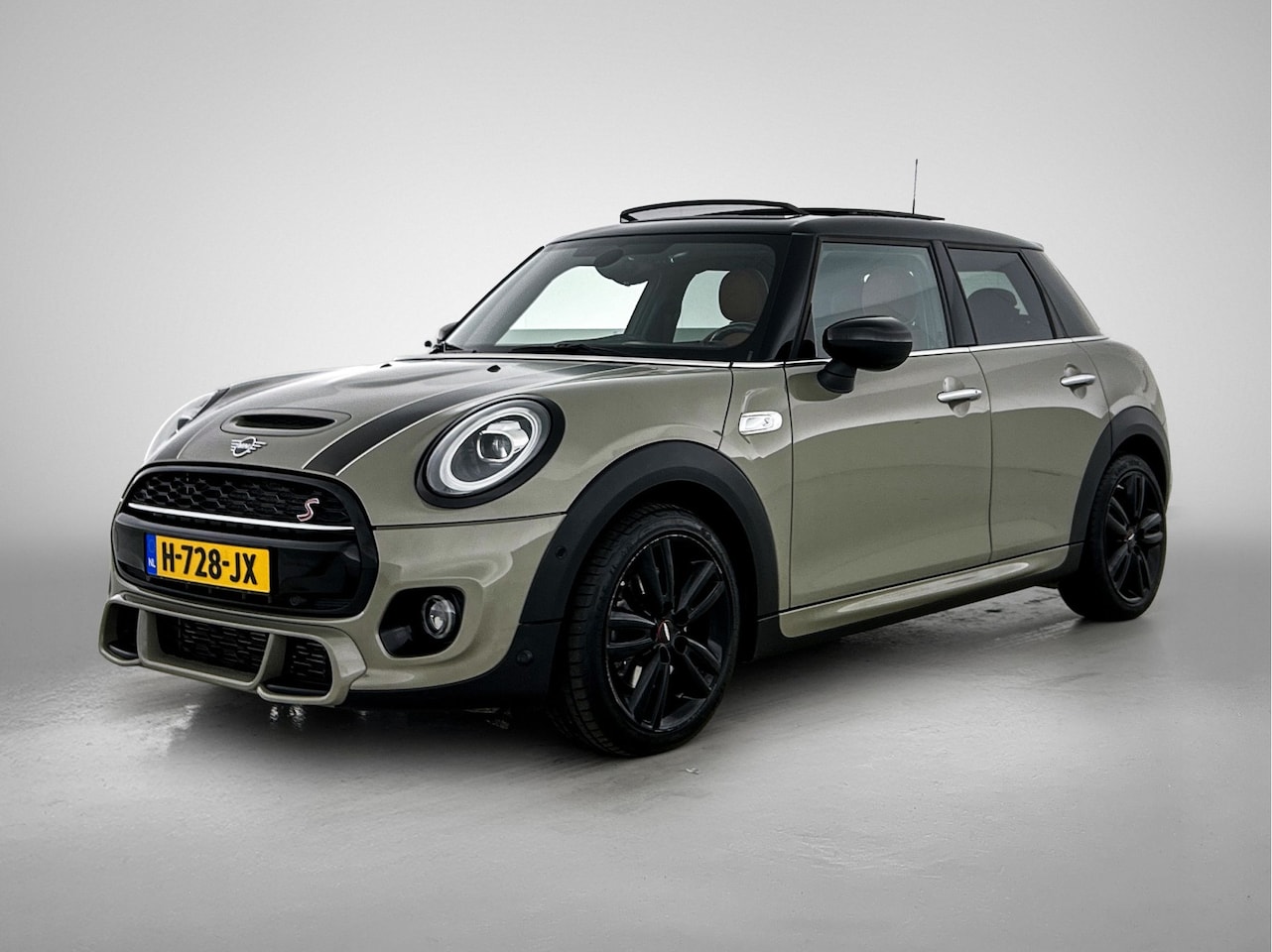 MINI Cooper S - Mini 2.0 Hammersmith Navigatie | Camera achter | Leder | PDC - AutoWereld.nl