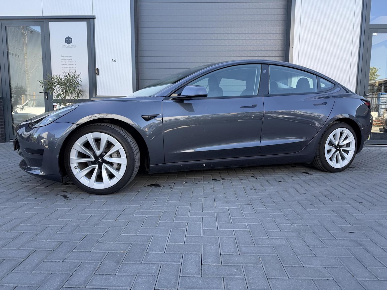 Tesla Model 3 - Standard RWD Plus 60 kWh - AutoWereld.nl