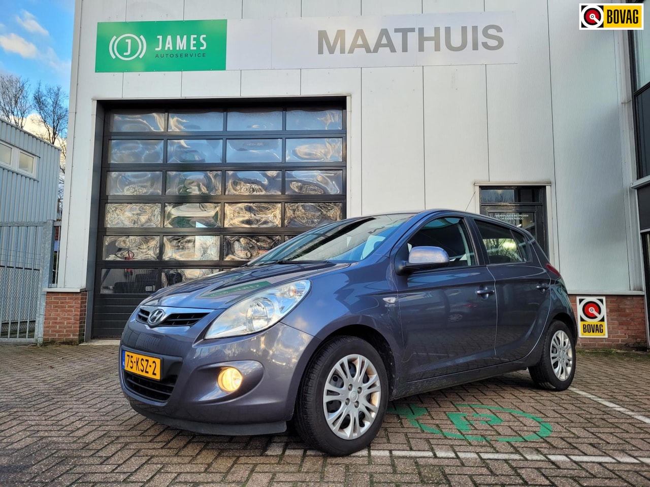 Hyundai i20 - 1.2i DynamicVersion 1.2i DynamicVersion - AutoWereld.nl